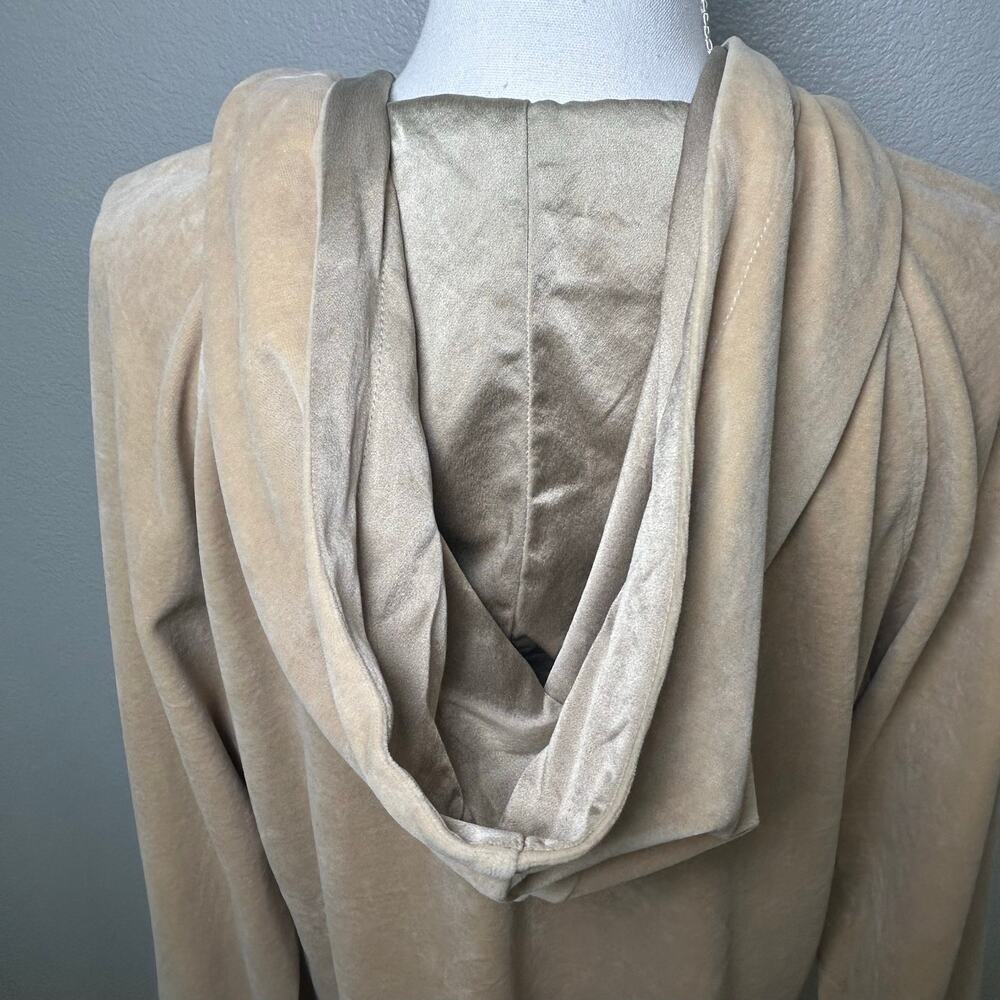 St. John Sport VTG beige gold velour full zip hooded lounger jacket size XL - Picture 6 of 14